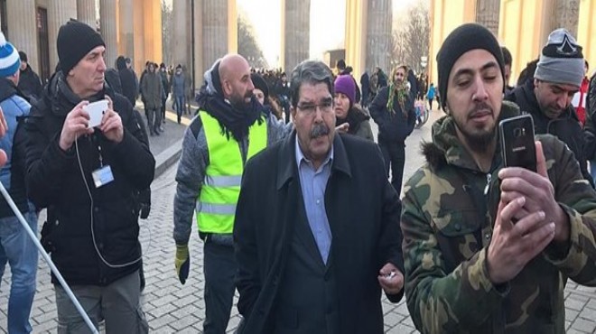 Müslüm Berlin de PKK mitingine katıldı