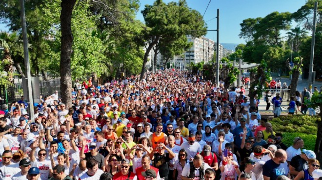 100.yıl onuruna Maraton İzmir: 5 bin kişiyle koşuldu
