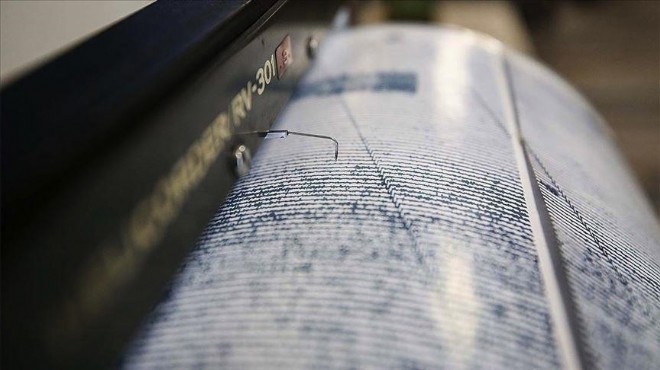 6 büyüklüğünde deprem: İzmir de de hissedildi!