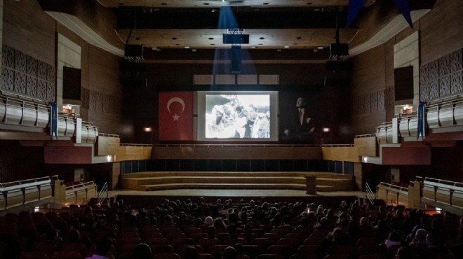 AASSM'de 'Özgür İzmir-Kurtuluşun 100. Yılı' gecesi