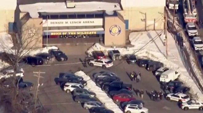 ABD'de buz hokeyi maçında silahlı saldırı!