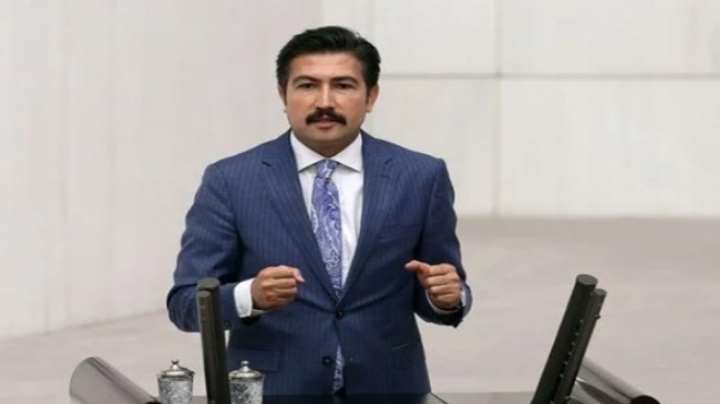 AK Parti Grup Başkanvekili görevinden alındı