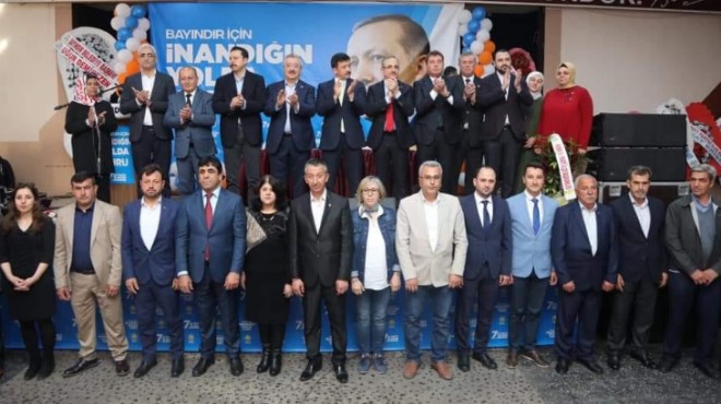 AK Parti İzmir’de kongre maratonu tam gaz: Bayındır’da başkan güven tazeledi