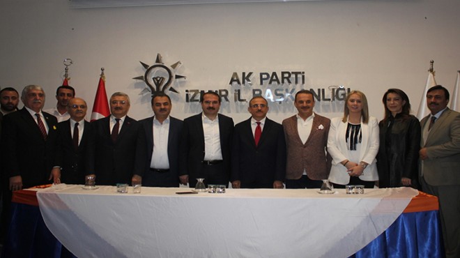 AK Parti de devir-teslim günü: Sürekli ve Şengül den çarpıcı mesajlar!