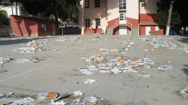 AK Parti nin okulda verdiği iftar sonrası şok eden görüntü!