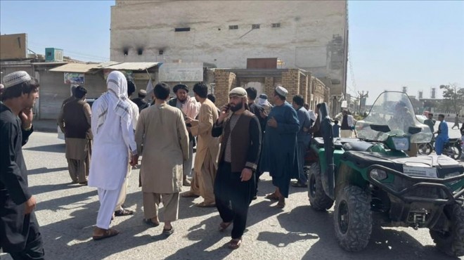 Afganistan dan camiye bombalı saldırı: En az 30 ölü