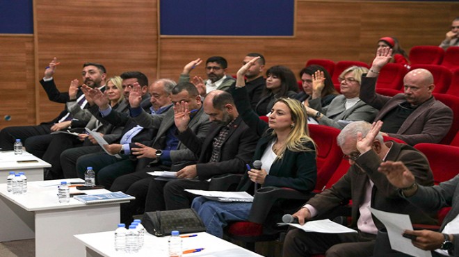 Aliağa'da encümen ve komisyon üyeleri belirlendi