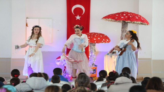 Aliağa'da yarıyıl tatili şenliğe dönüştü