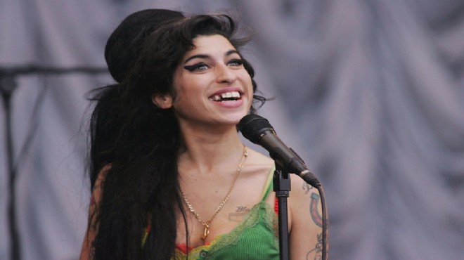 Amy Winehouse u uyuşturucuya alıştıran eski eşinden para talebi