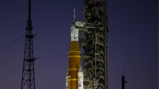 Apollo 17'nin ardından ilk kez Ay'a dönüş!