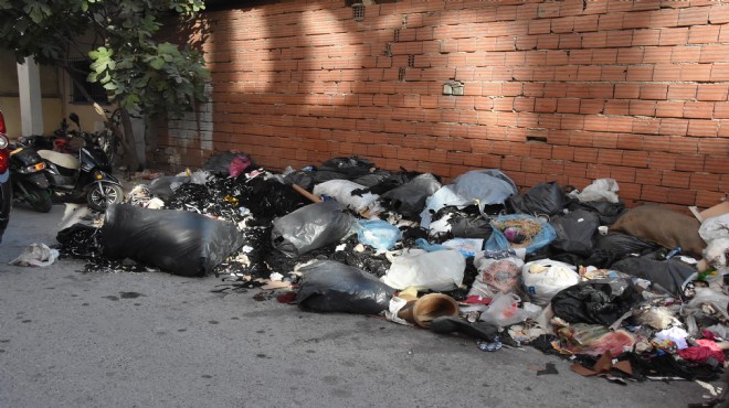 Ayakkabıcılar Sitesi nde çöp isyanı!