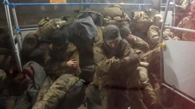 Azovstal daki son Ukrayna askerleri de teslim oldu!