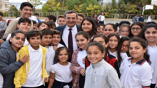 Başkan Batur’dan okullara yeni öğretim yılı ziyareti