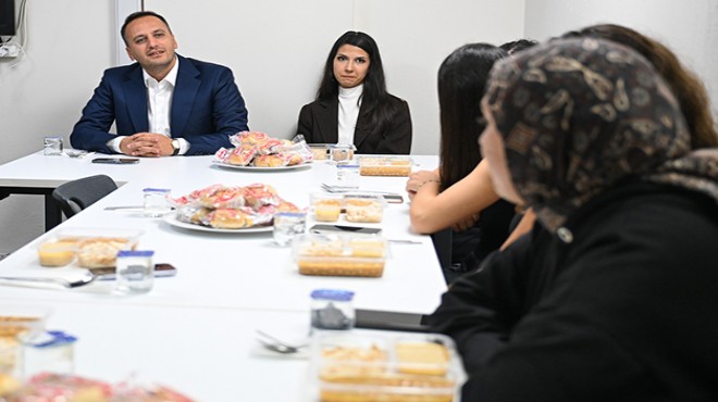 Eşki'den yurtta kalan öğrencilere ziyaret: Ben sadece belediye başkanı değil, sizin abinizim!