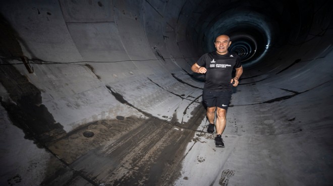 Başkan Soyer den metro tünelinde sabah koşusu!