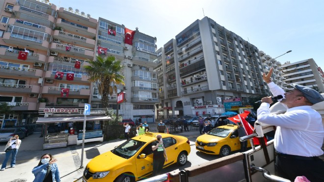 Başkan Soyer den İzmir sokaklarında bayram turu