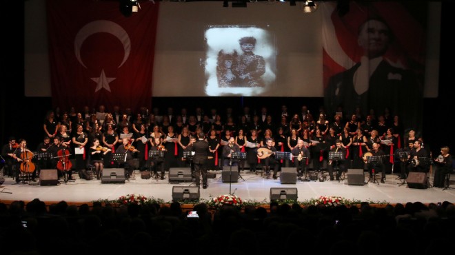 Bayraklı Ulu Önder Atatürk ü andı