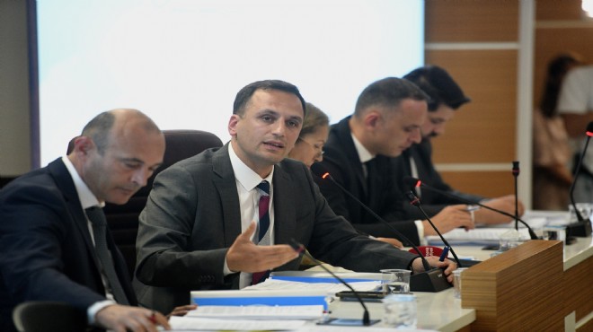 Bornova da 7 yeni müdürlük kararı