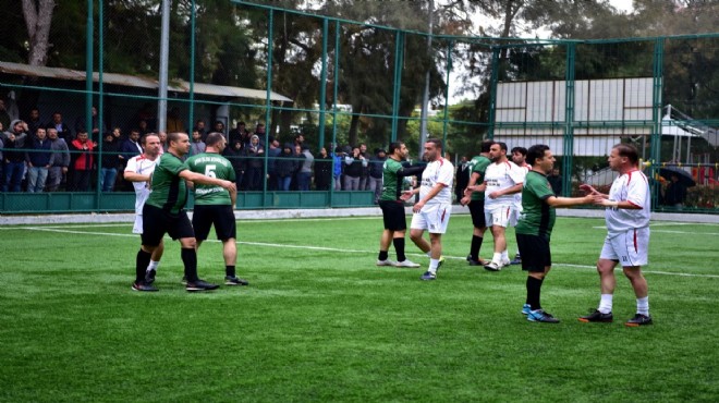 Bornova Belediyesi’nden çalışanlar için futbol turnuvası