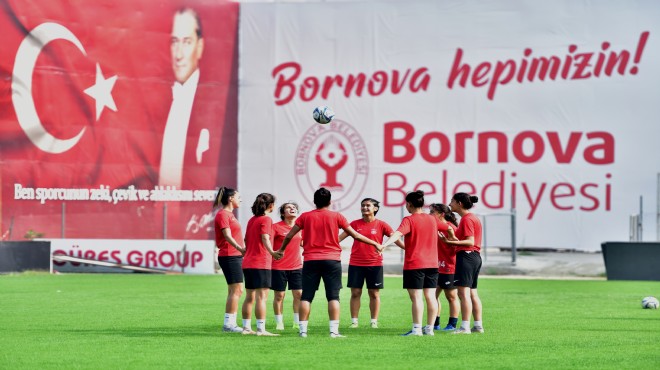 Bornova da  ilk milli maç  heyecanı