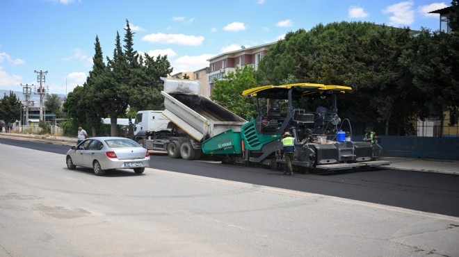 Bornova'da yenileme atağı: Pınar Caddesi yeni yüzüne kavuşuyor
