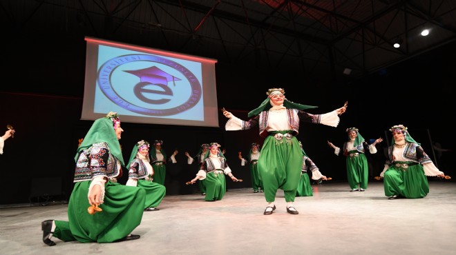 Bornova’da Halk Dansları Festivali coşkusu