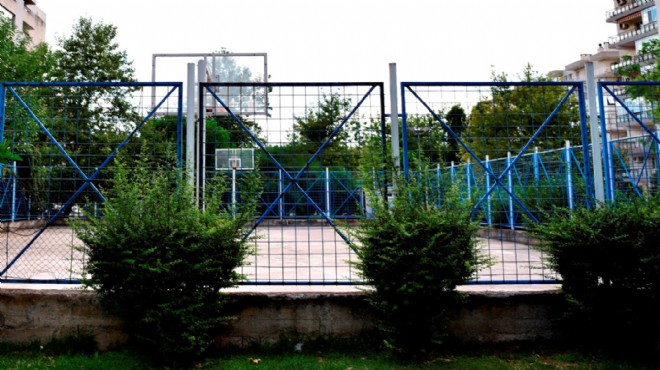 Bornova’da tüm spor tesisleri yenileniyor