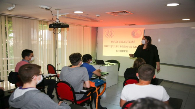 Buca Belediyesi’nden Türkiye’de bir ilk: Ücretsiz akademik eğitim