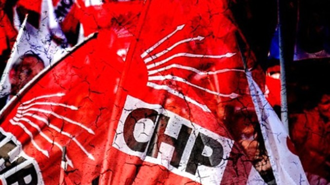 CHP İzmir de flaş gelişme: Meclis üyesi istifa etti!