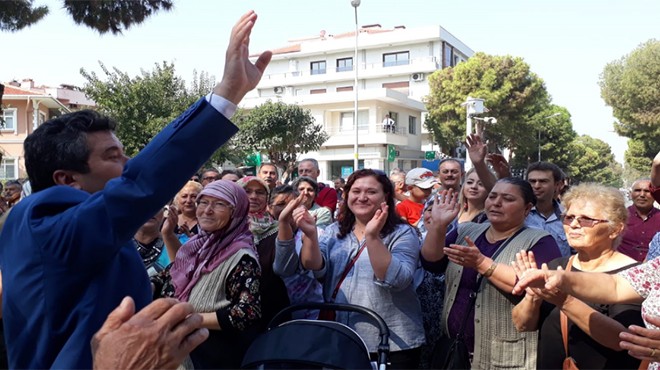 CHP İzmir de o başkan da adaylık için yola çıktı: Miting gibi açıklama!