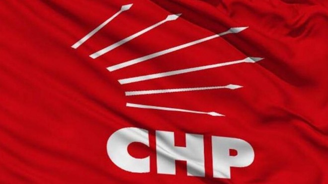 CHP İzmir’de ‘eski’lerden toplantı... İl den o eleştirilere yanıt!