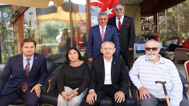 CHP Lideri nden İzmir de o eski başkana vefa ziyareti!
