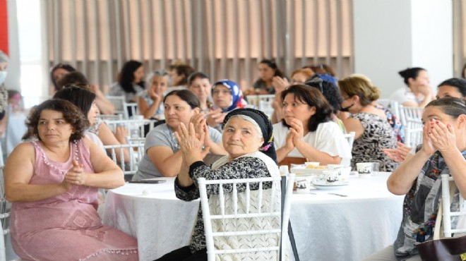 CHP den ev kadınları zirvesi: Yücel ve vekiller ne mesaj verdi?