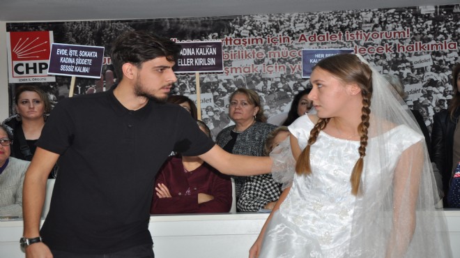 CHP den kadına şiddete teatral tepki!