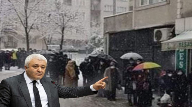 CHP'li Özkan paylaştı: Kar altında ucuz ekmek kuyruğu!