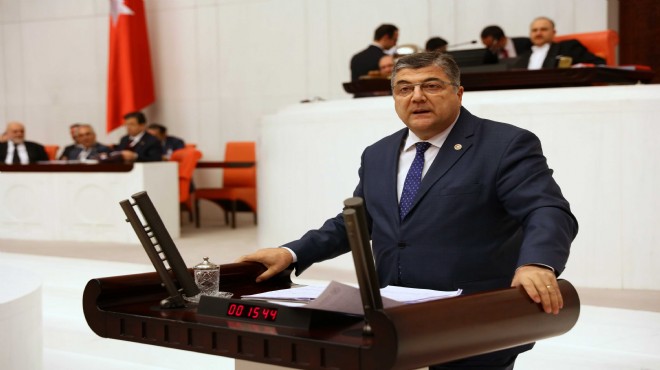 CHP li Sındır 20 bin sözleşmeli öğretmenin mağduriyetini Meclis e taşıdı!