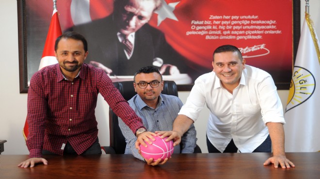 Çiğli Belediyespor’dan  Pembe Top Sahada  kampanyasına anlamlı destek