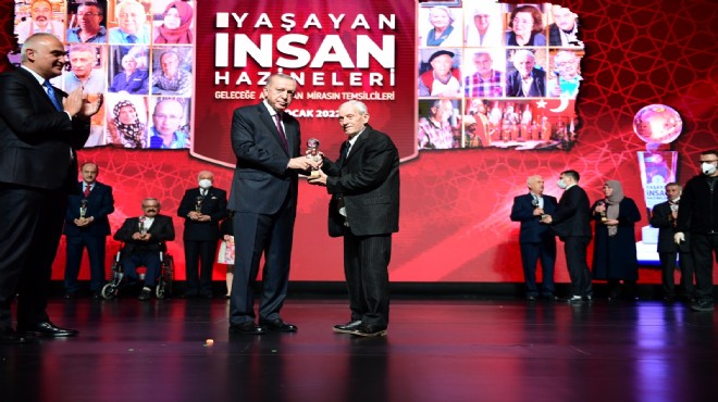 Cumhurbaşkanı Erdoğan'dan 'Bergama'nın yaşayan hazinesine' ödül
