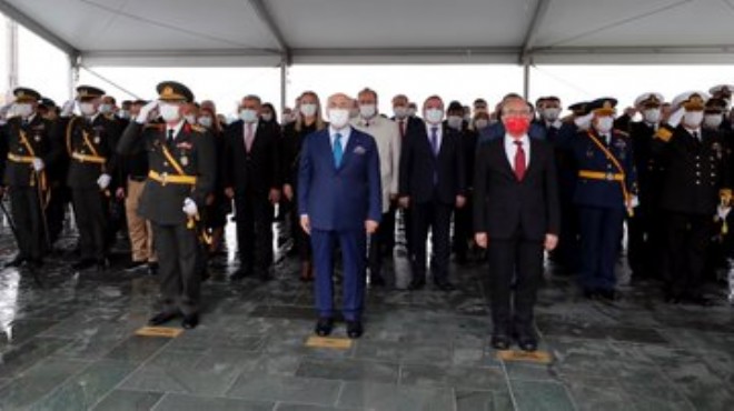 Cumhuriyet in 97.yaşı İzmir de resmi törenle kutlandı