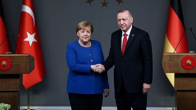 Erdoğan dan Merkel ile video-zirve!