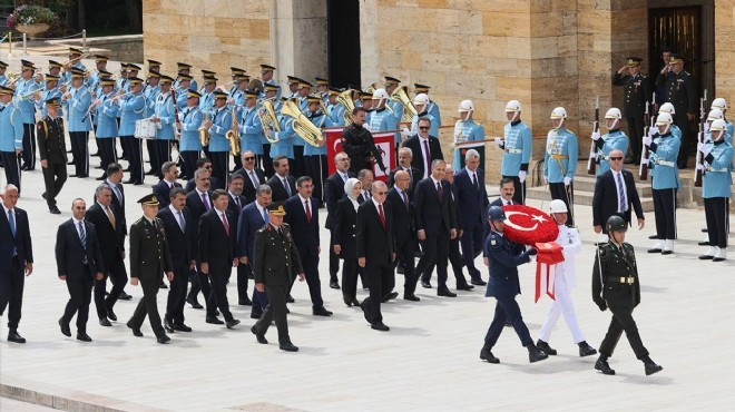 Erdoğan ve bakanlardan Anıtkabir e ziyaret