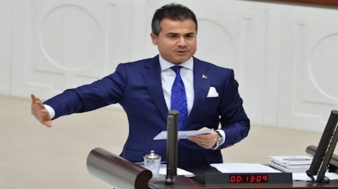 Eski bakan Kılıç, AK Parti’den istifa etti