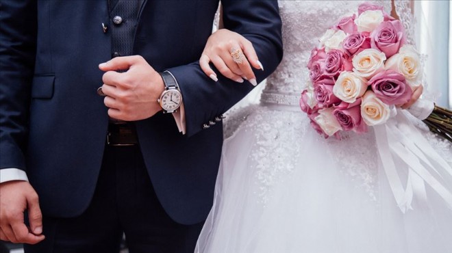 Evleneceklere faizsiz 150 bin TL kredi: Tarih belli oldu