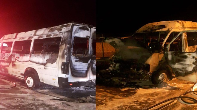 Faciadan dönüş: 40 göçmeni taşıyan minibüs yandı!