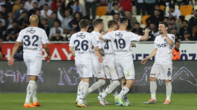 Fenerbahçe, sezonu 5 gollü galibiyetle bitirdi