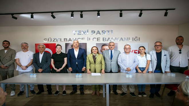 Güzelbahçe'de Yeni Parti'ye toplu katılım: 1 No'lu üyelik başvurusu boş bırakıldı!