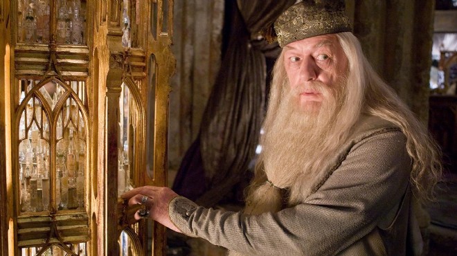 Harry Potter ın Dumbledore u hayatını kaybetti