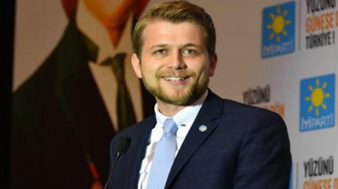 İYİ Parti İzmir de flaş gelişme: Kurucu genç başkan adaylıktan istifa etti!