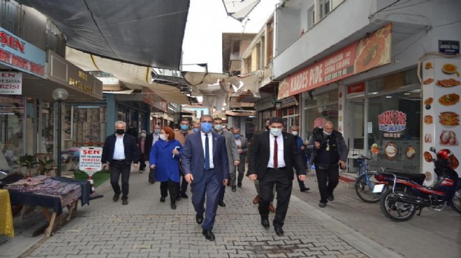 İYİ Parti İzmir’de yoğun mesai: İlçe turları, rapor hazırlığı ve rozet törenleri!