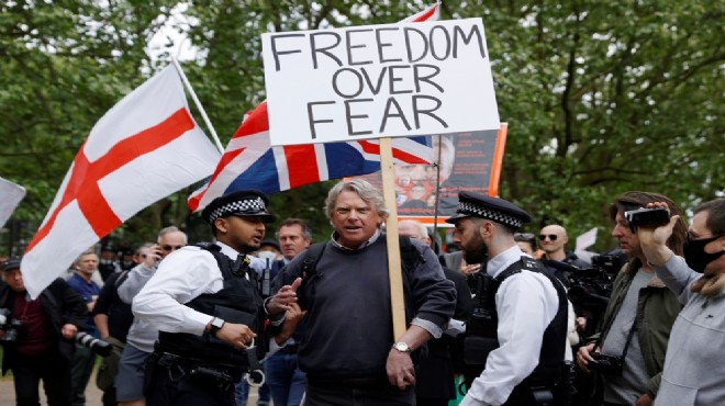 İngiltere de tecrit karşıtı protesto